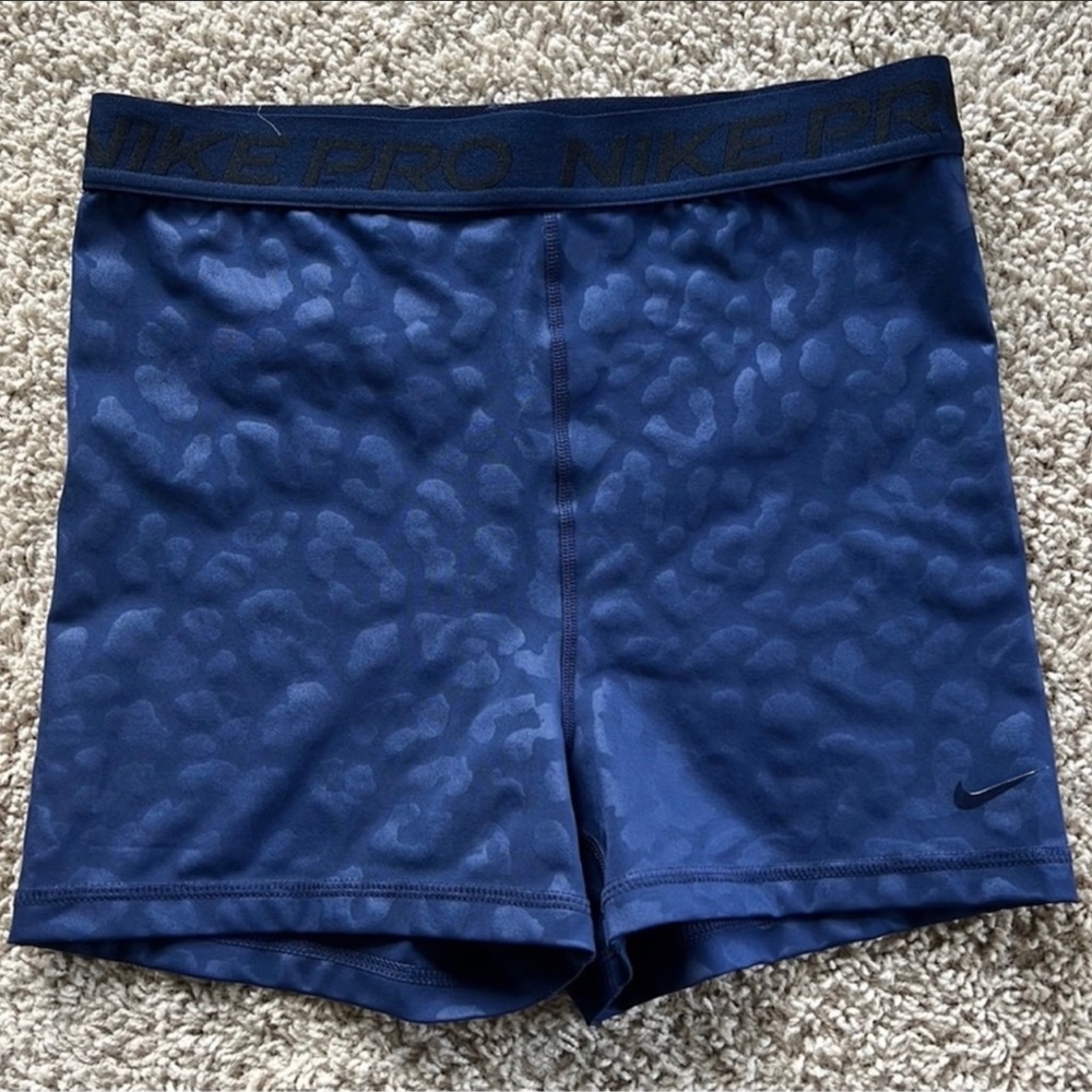 Nike Pro Dri-FIT Women's High-Waisted 3" Printed Shorts